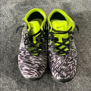 Nike Free TR Connect 2 Animal Print Sneakers with Neon Green/Yellow Accents